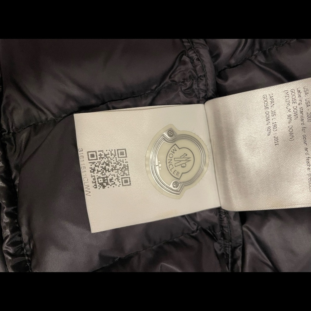 Moncler jacket - Picture 6 of 7